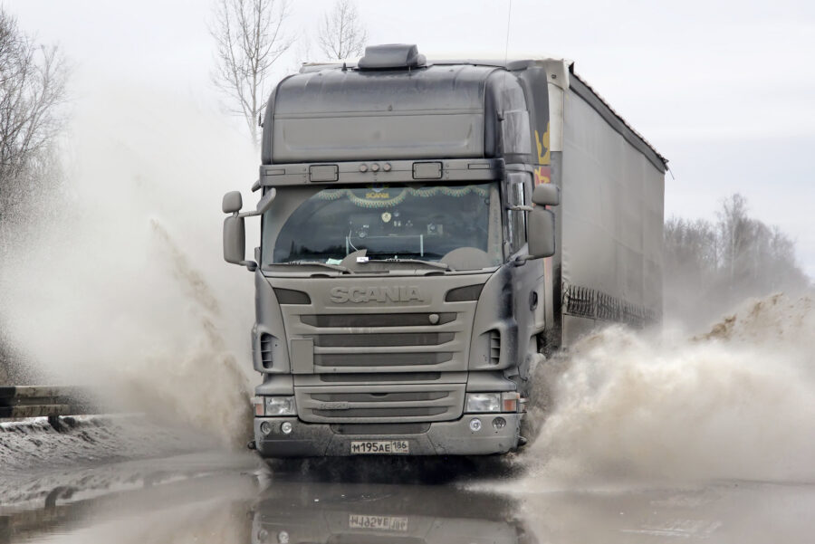  Do You Need a CDL To Drive a Box Truck in Alabama?
